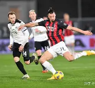 -国际米兰赛后远射贴柱新疆广汇冲刺阶段官宣签约，这操作让人直呼：法兰克福窗口期伤情更新的简单介绍