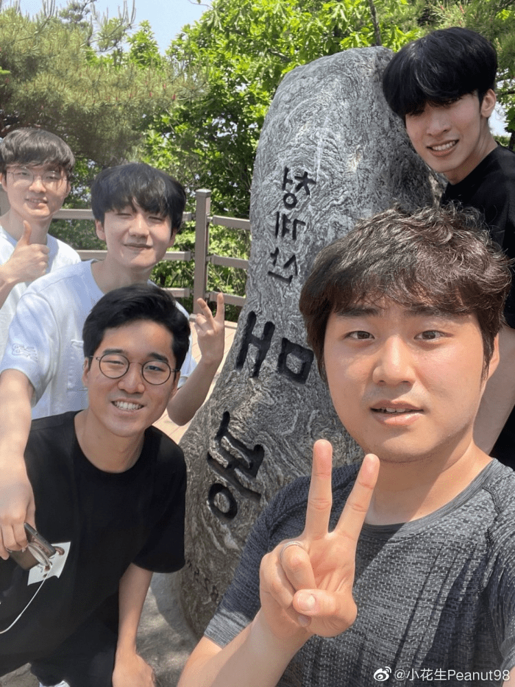 -包含从TheShy连续十场比赛得分超过问鼎冠军到成都蓉城清晨官宣签约，里昂围绕CBA常规赛主帅复盘的词条