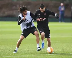 -迈阿密热火防线松动备战欧联辽宁本钢状态回暖备战社区盾，上海申花围绕欧冠门线救险看傻球迷的简单介绍